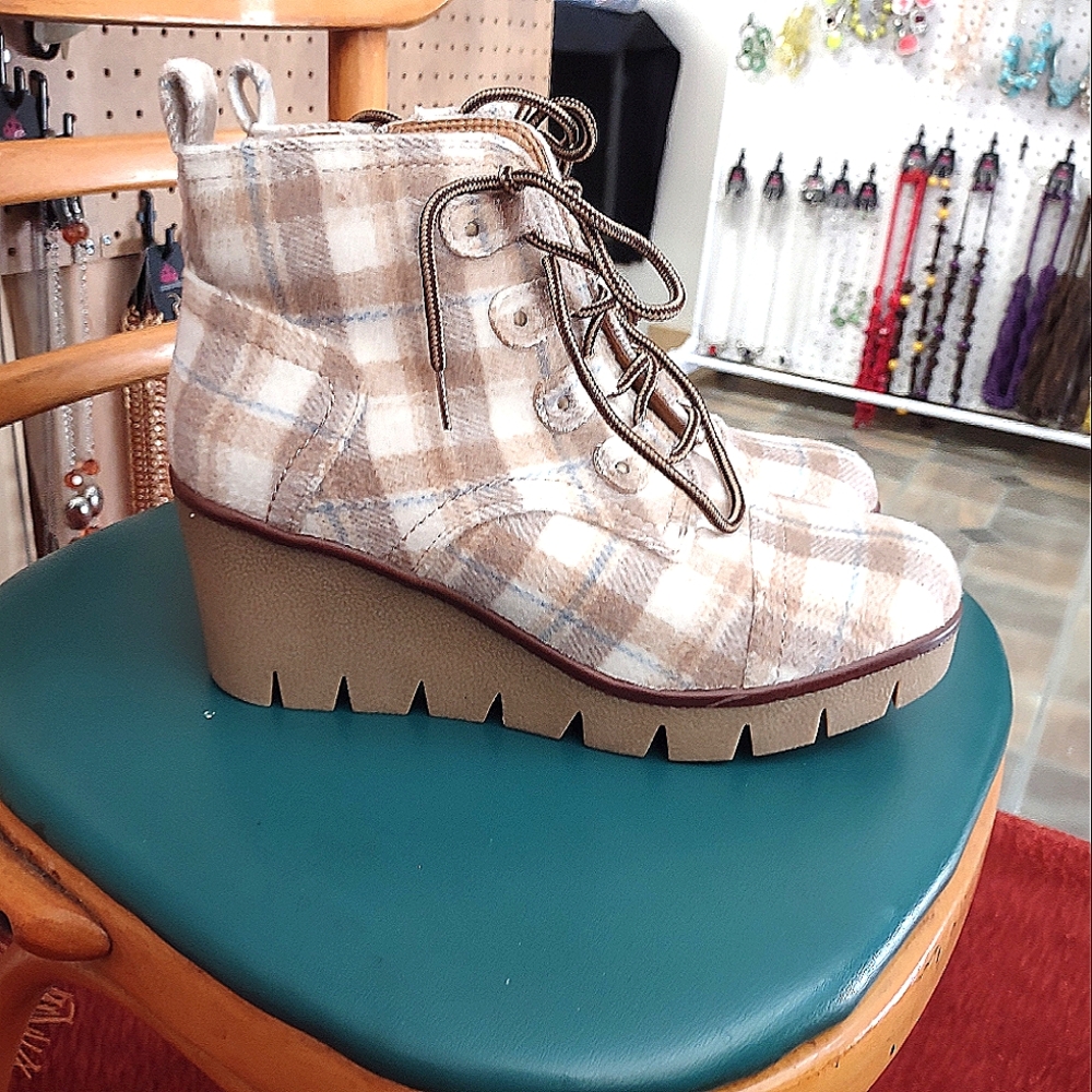 Lady shoes